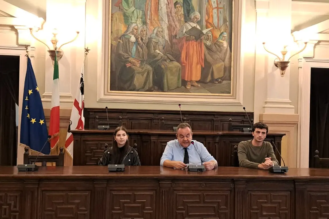 La presentazione dell'iniziativa per gli studenti palestinesi
