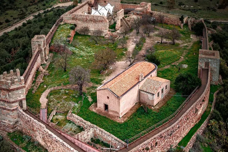 Castello a Bosa