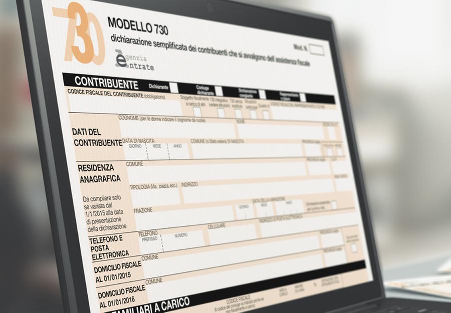 Precompilata, boom di accessi online