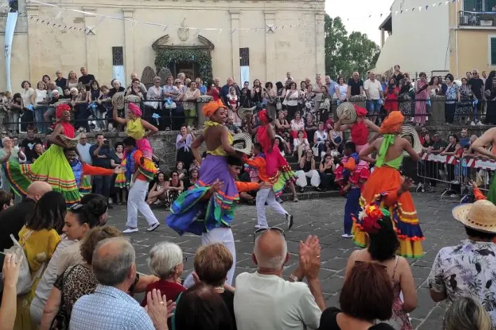 La Gran Parata a Ittiri (foto concessa)