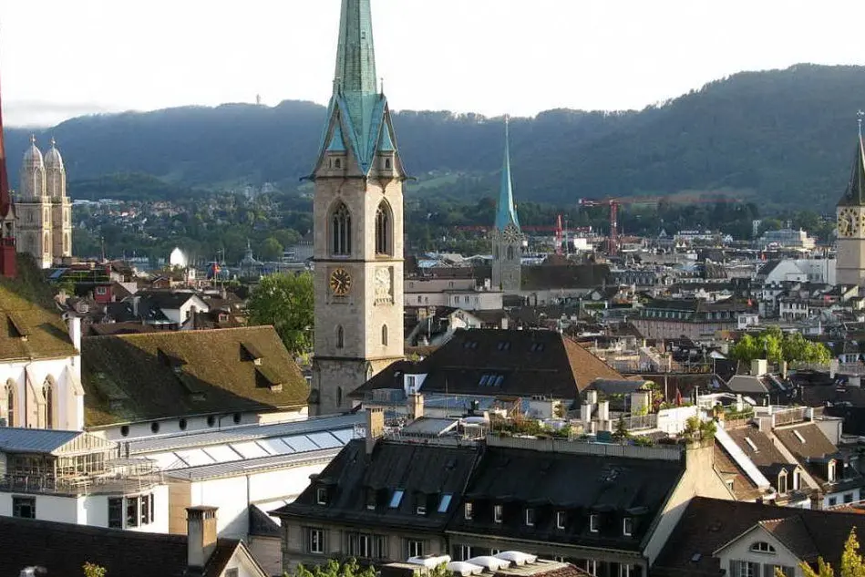Veduta di Zurigo (fonte Wikipedia)