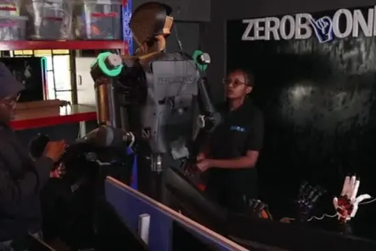 Il robot che traduce la voce in lingua dei segni in tempo reale