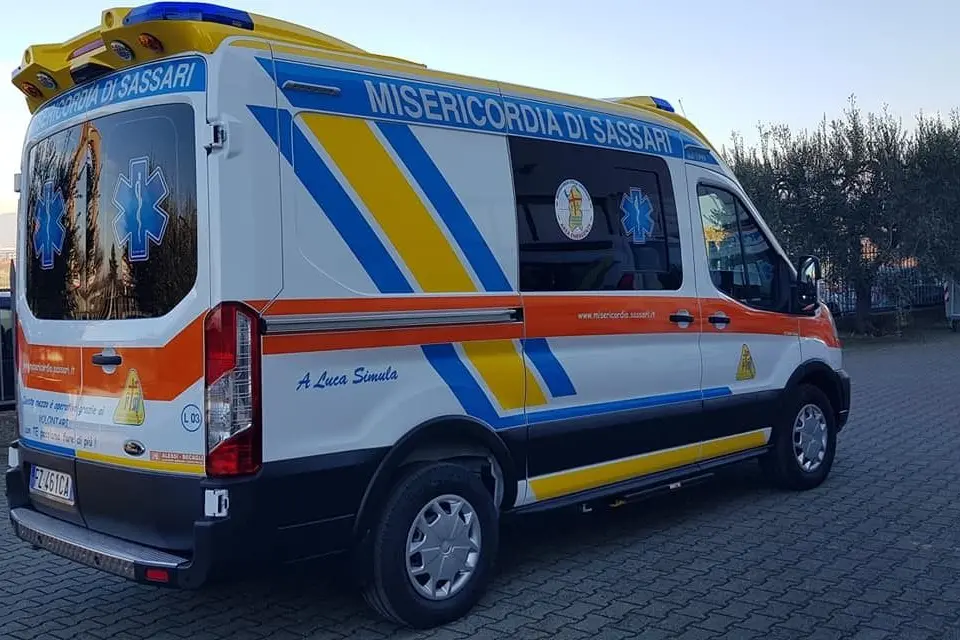 Un'ambulanza della Misericordia