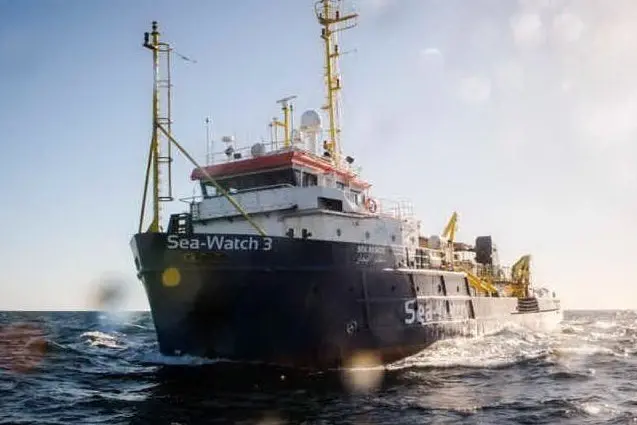 La Sea Watch 3 (archivio L'Unione Sarda)