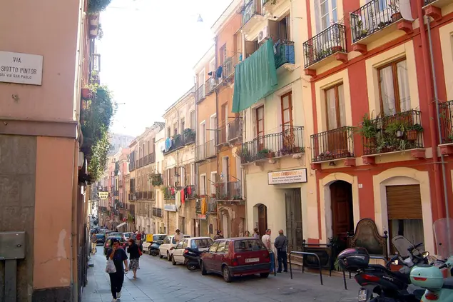 Via Azuni (L'Unione Sarda)