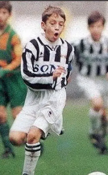 Baby Marchisio con la maglia della Juve