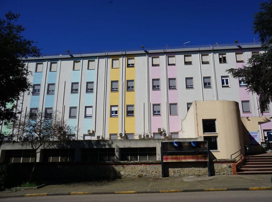 «Mio padre costretto a un’attesa di due giorni»