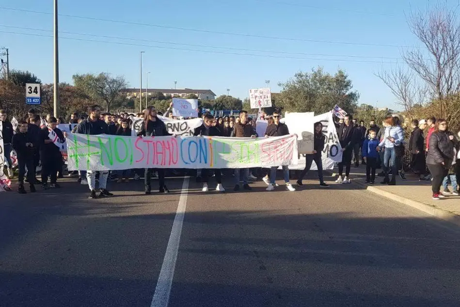 Una manifestazione di studenti (foto di Simone Cassitta)