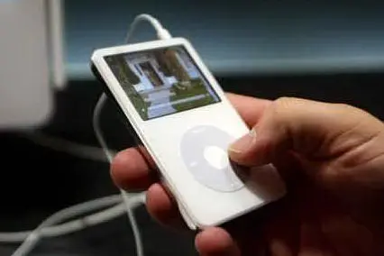 #AccaddeOggi: 21 ottobre del 2001, ecco il primo iPod