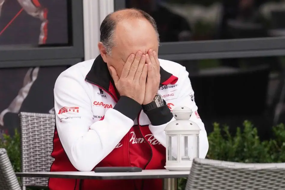 La reazione del team principal della Haas dopo lo stop (Ansa)