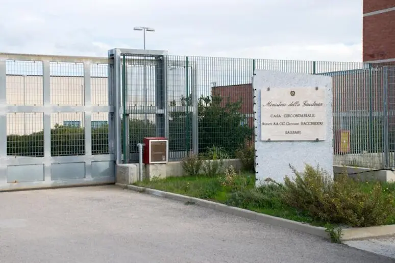 Il carcere di Sassari (foto Ansa)