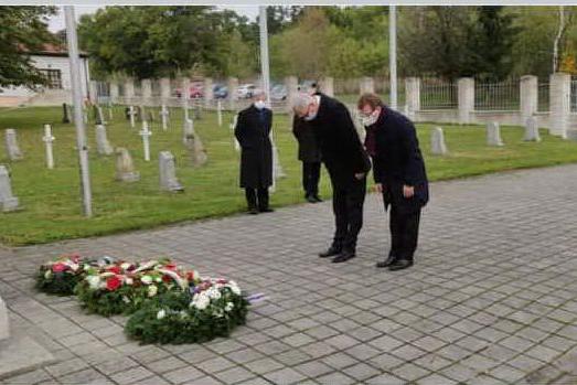 Soldati sardi caduti in Boemia: a Milovice prima cerimonia senza i parenti