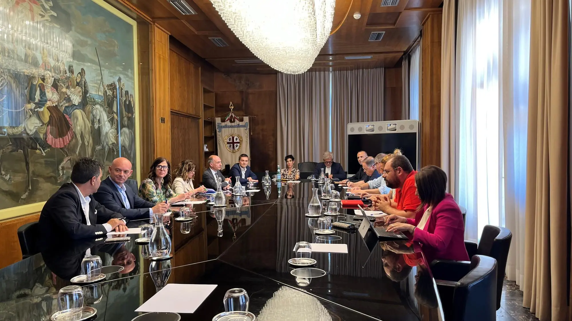 https://immagini.unionesarda.it/version/c:MDFkOTI1NWMtNGVjOS00:YzNhNDZkZjUtYTdlZi00/image.webp?f=16:9