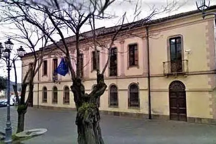 Il Municipio (foto Sanna)