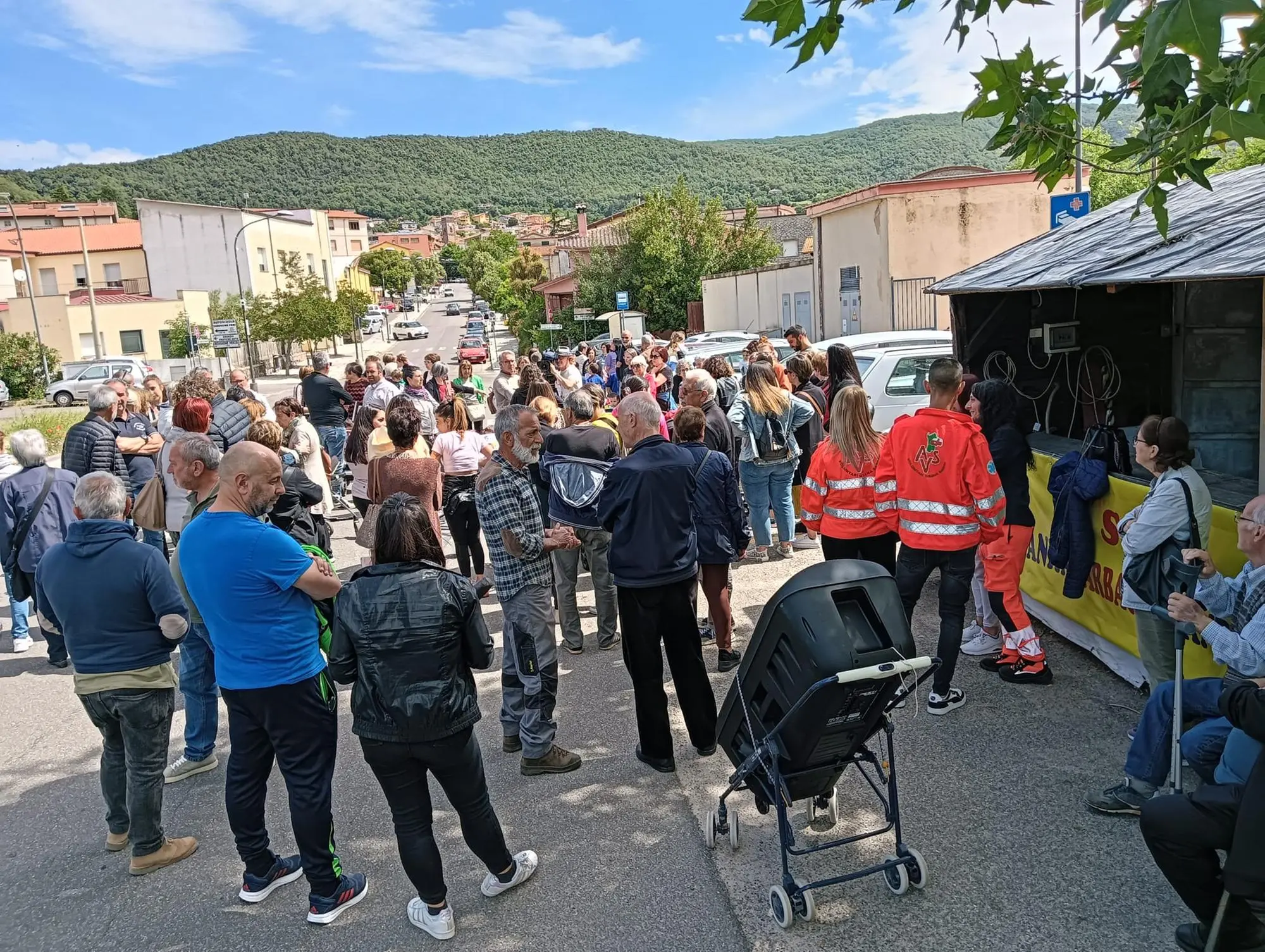La protesta delle mamme (foto Onano)