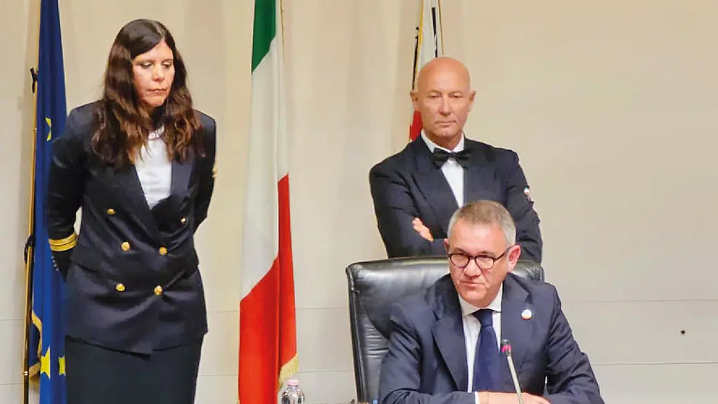 https://immagini.unionesarda.it/version/c:MDIwMmNjZDQtM2YwZi00:ZjlmNmI3MDctMDk3ZS00/image.webp?f=16:9