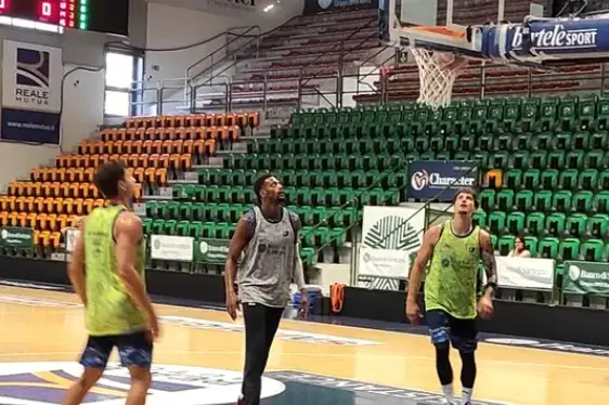 Sabato gara italiana numero 50 con la Dinamo per Jeff Brooks (foto G. Marras)