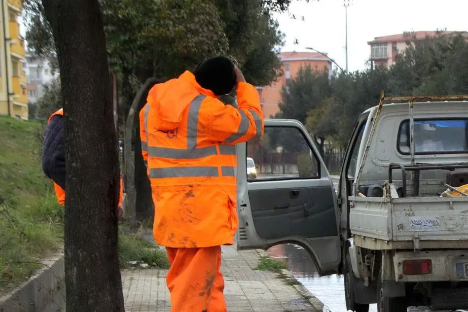 Operai di Abbanoa (Archivio L'Unione Sarda)