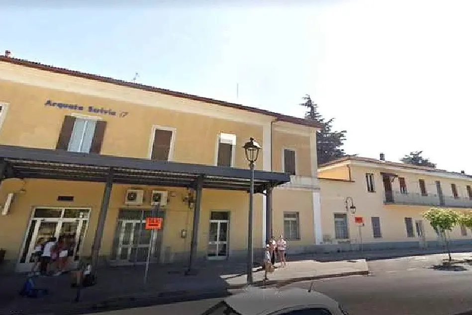La stazione di Arquata Scrivia, dove si è verificato il secondo guasto al locomotore (Ansa)