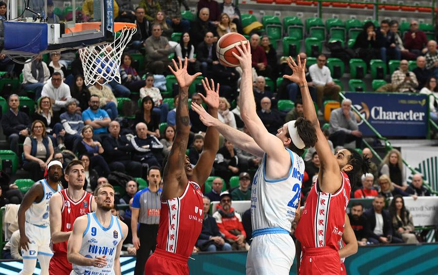 Dinamo, match point con Treviso