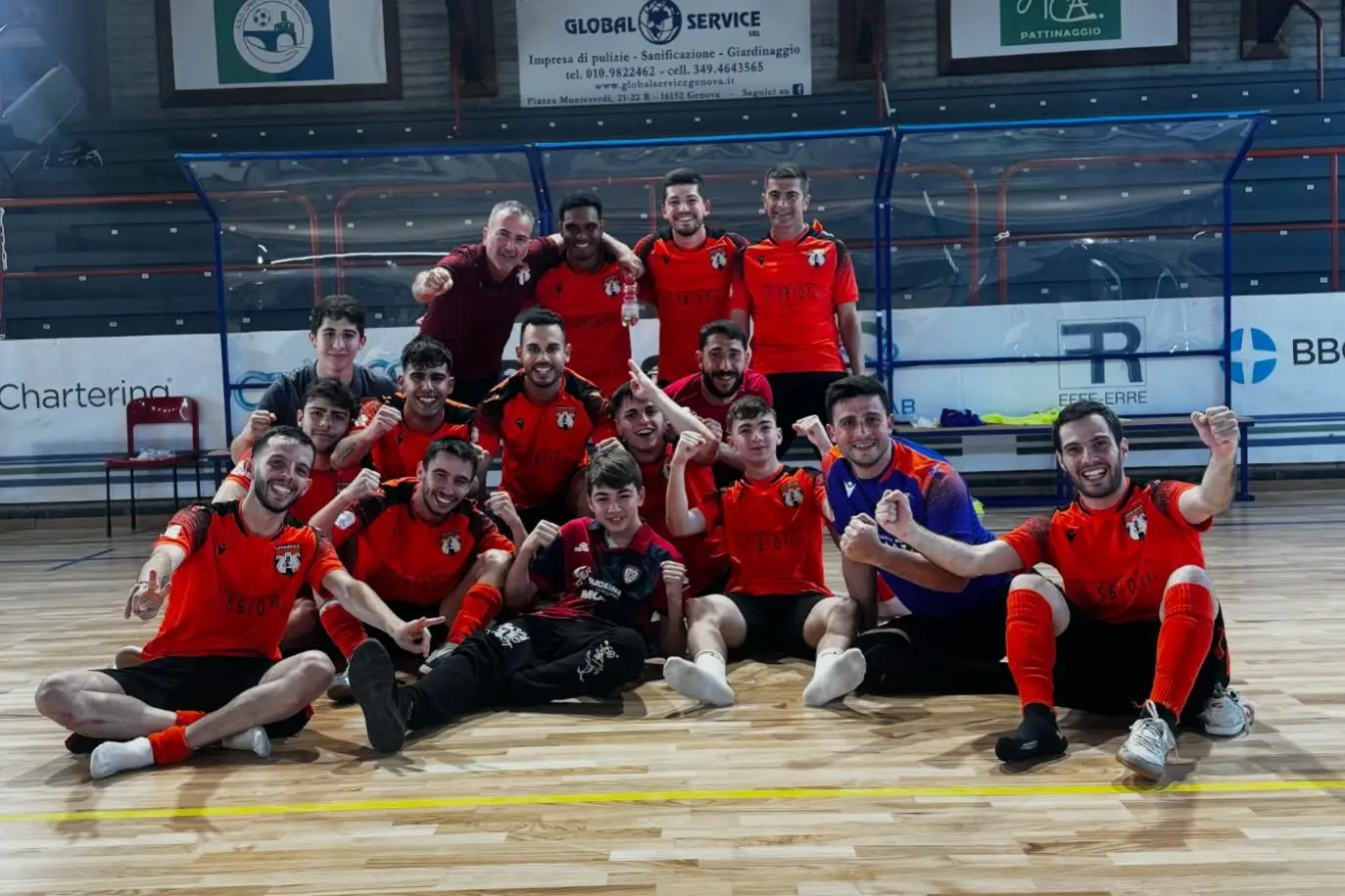 La Leonardo dopo la vittoria sul campo della CDM Futsal (foto Leonardo Calcio a 5)