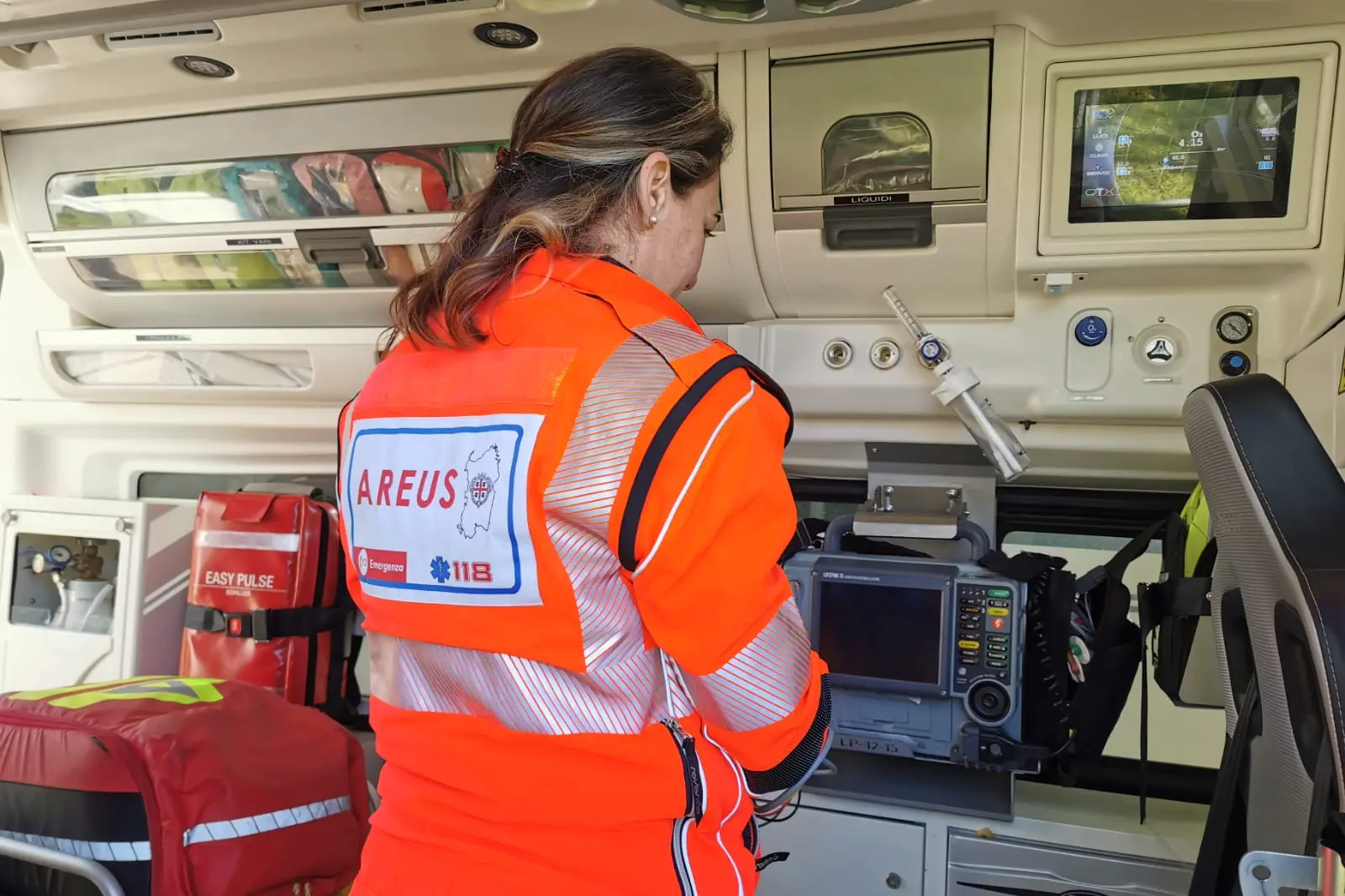 Personale medico nella postazione di soccorso avanzato (Foto: Areus)