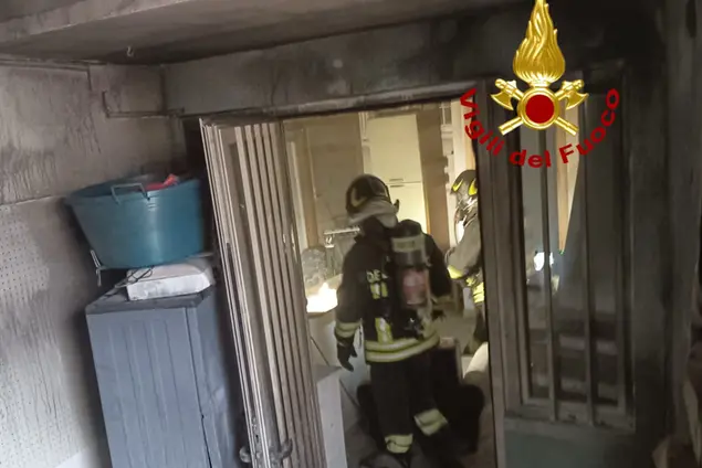 Tortolì, vigili del fuoco in azione