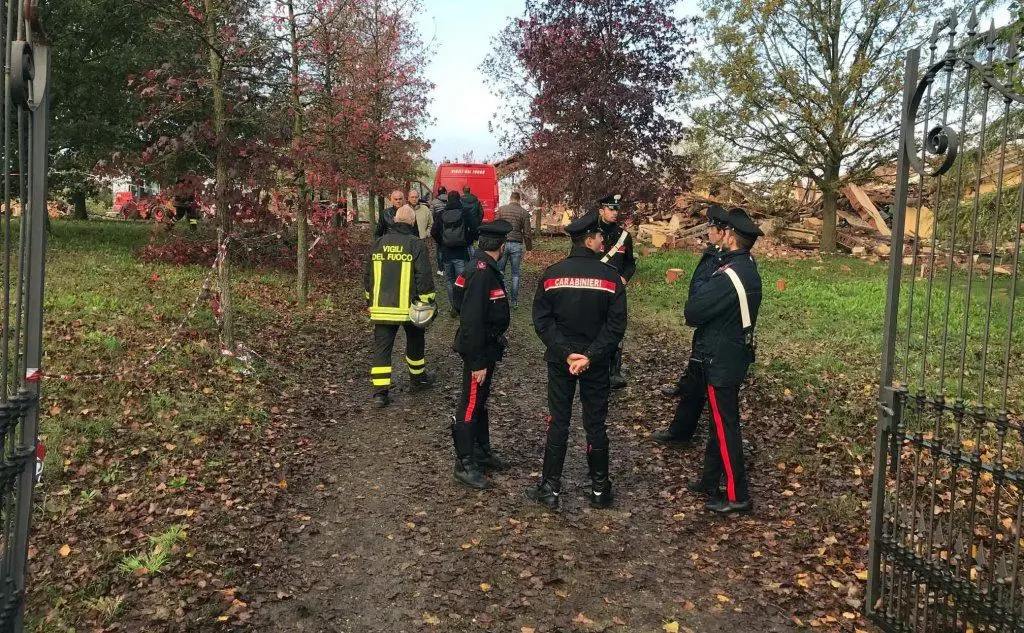 Prende corpo l'ipotesi che la deflagrazione sia di origine dolosa