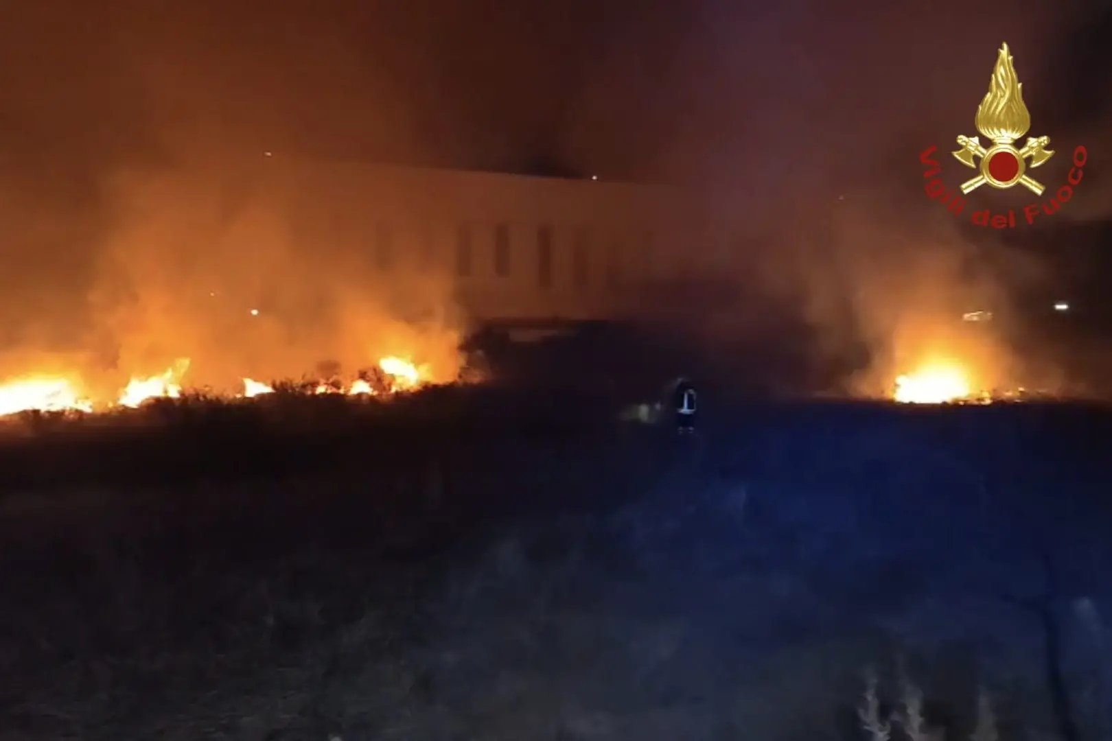 L'incendio alle porte di Olbia