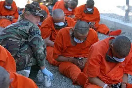 Prigionieri a Guantanamo