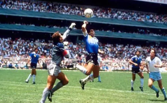 Il gol con la &quot;mano de Dios&quot; ai Mondiali 1986