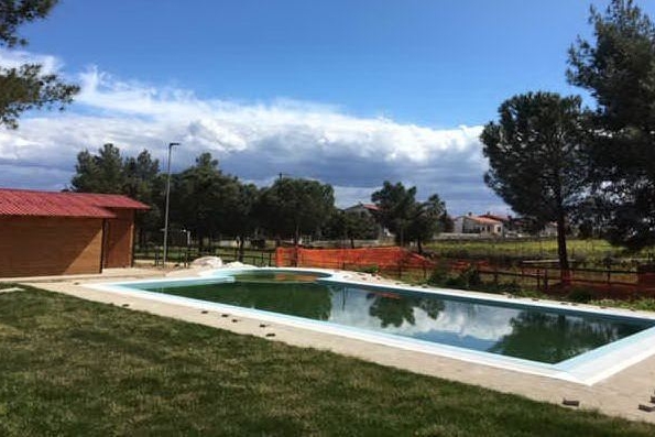 La piscina (foto L'Unione Sarda-Orbana)