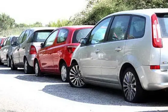 Auto parcheggiate