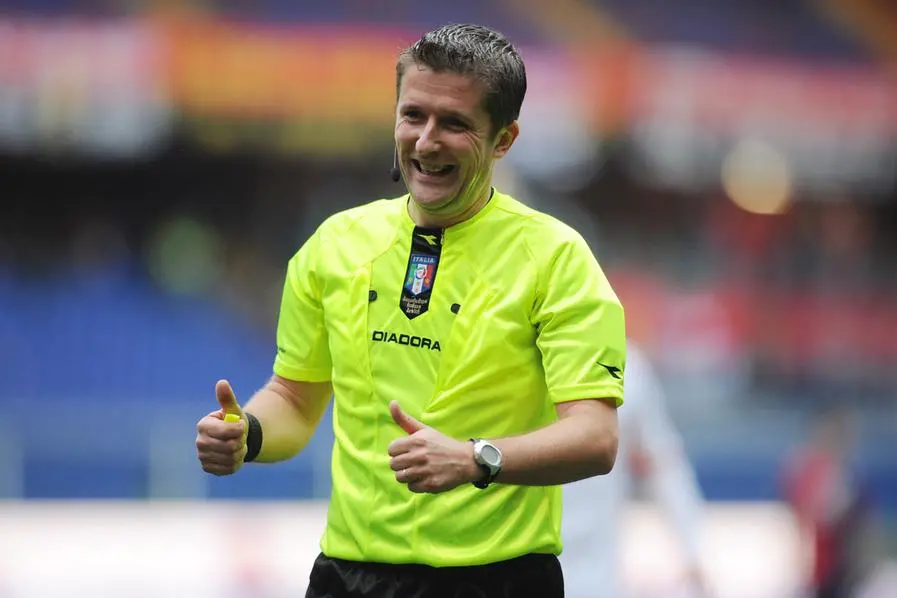 L'arbitro Orsato (Ansa)