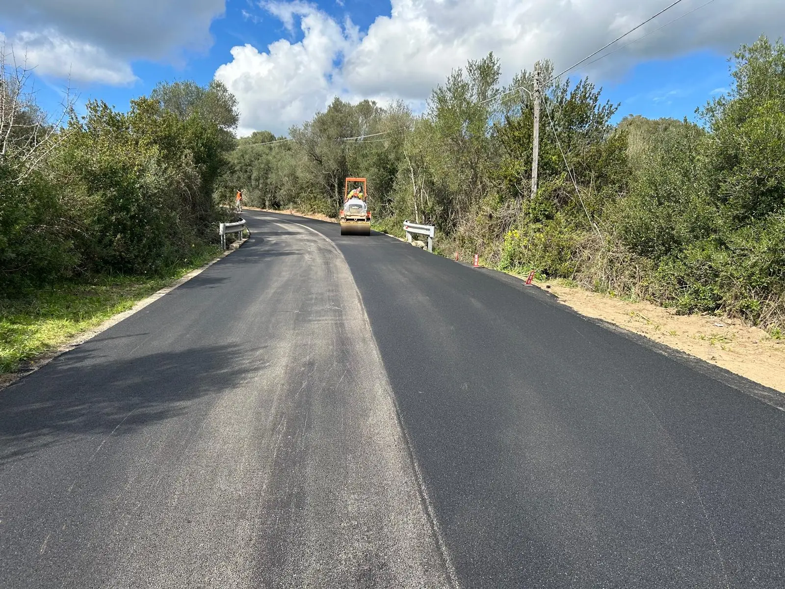 Arzachena, lavori nelle strade (foto Comune)