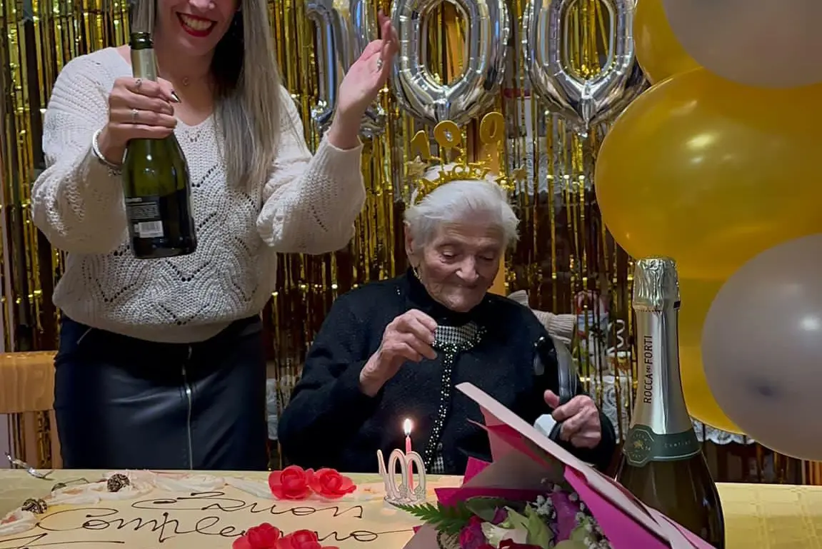 Nonna Angela con la nipote Sonia Mascia