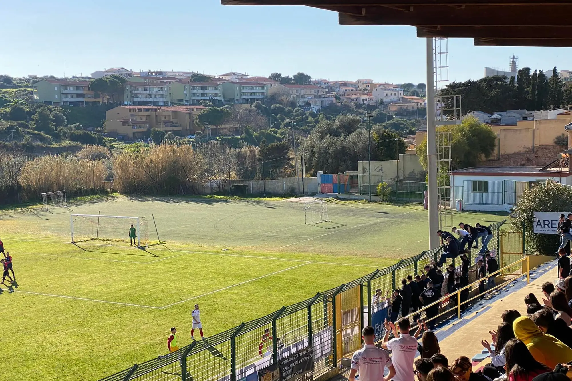 Una fase del match tra Castelsardo e Valledoria