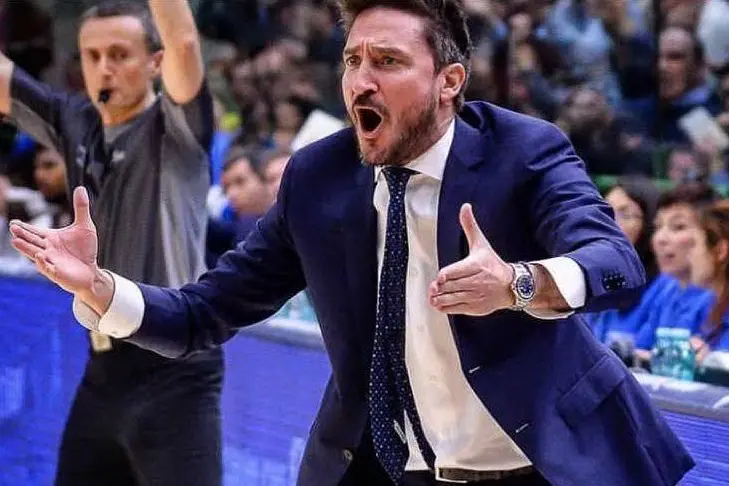 Coach Pozzecco (Foto Dinamo Sassari Instagram)