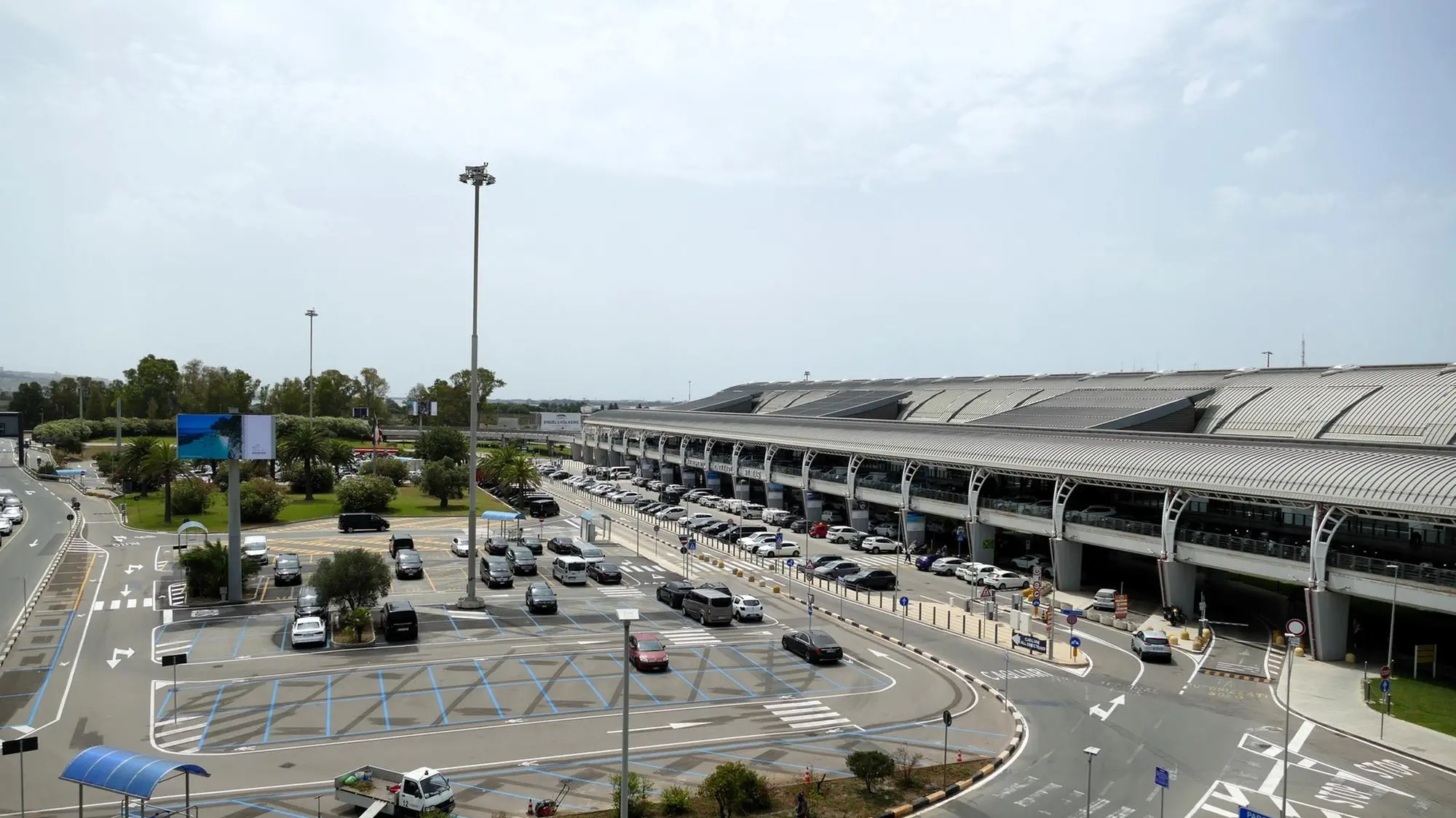 Cagliari Airport Parken Kiss&fly www.unionesarda.it