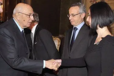 Il presidente della Repubblica Giorgio Napolitano con la signora Elena Garani, vedova di Sandro Usai