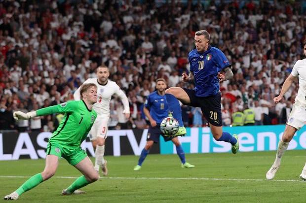 Italia-Inghilterra: si gioca la finale degli Europei. 1-1, segnano Bonucci e Shaw. Vincono gli azzurri ai rigori