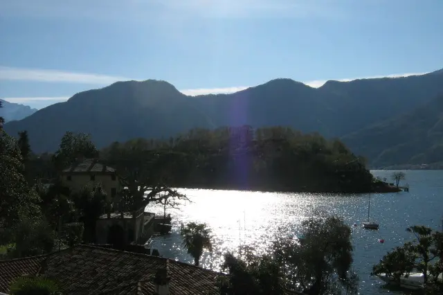 Il lago di Como (Archivio L'Unione Sarda)