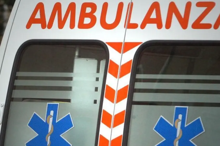 Ambulanza (foto archivio)