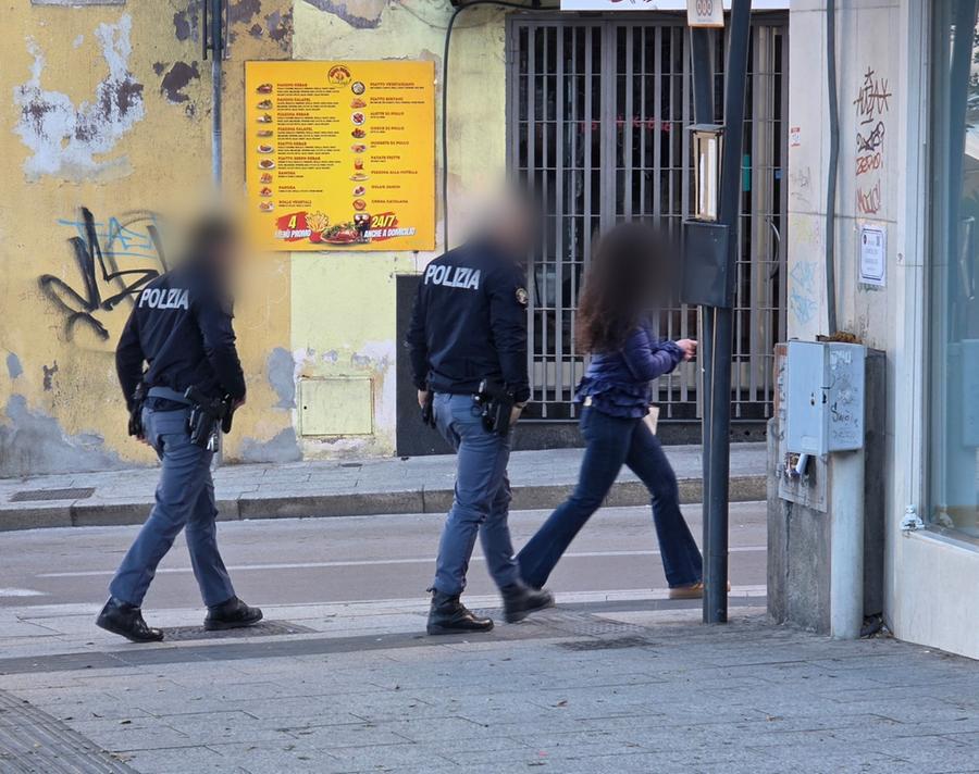 Spaccata a Sassari, bottino da 100 euro e danni molto maggiori: «Commercianti vulnerabili»