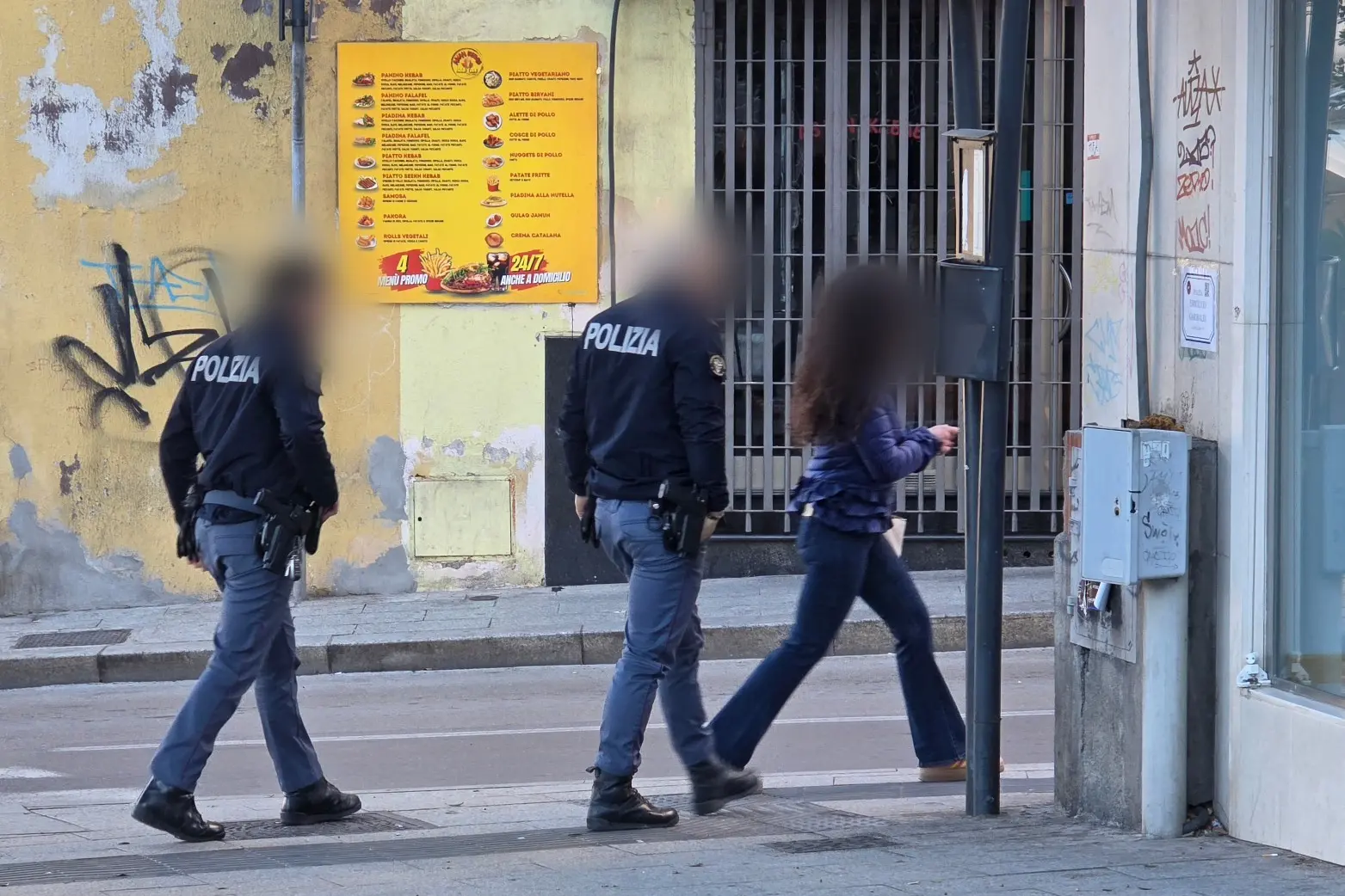 Polizia di Stato sul luogo del furto