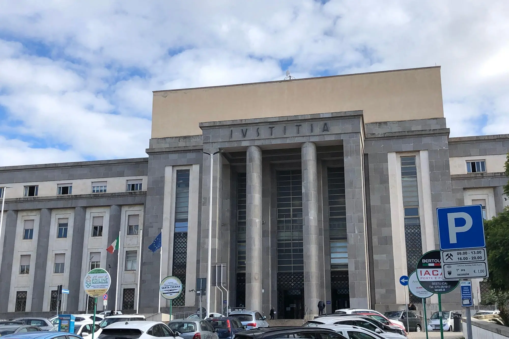 Il palazzo di giustizia di Cagliari (L'Unione Sarda)