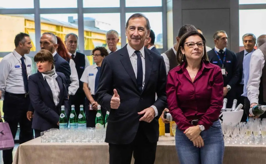 Festa in aeroporto con il sindaco Sala e il ministro delle Infrastrutture Paola De Micheli