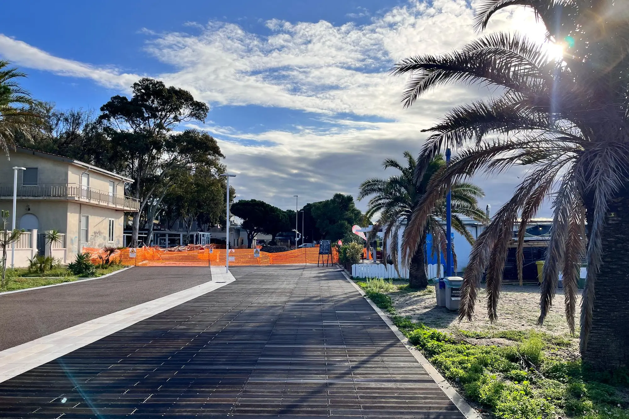 Il lungomare di Torregrande