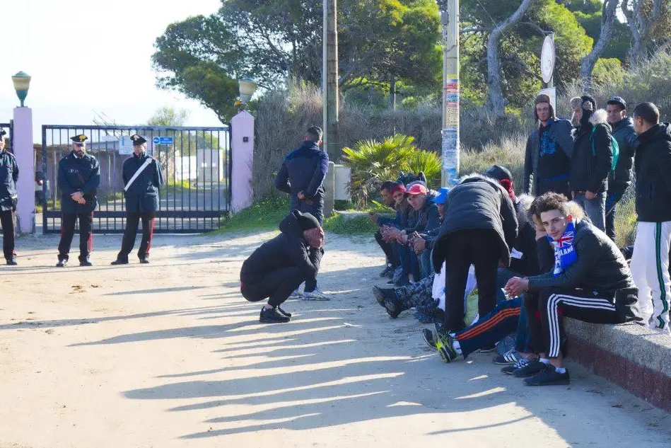 Migranti sbarcati a Porto Pino