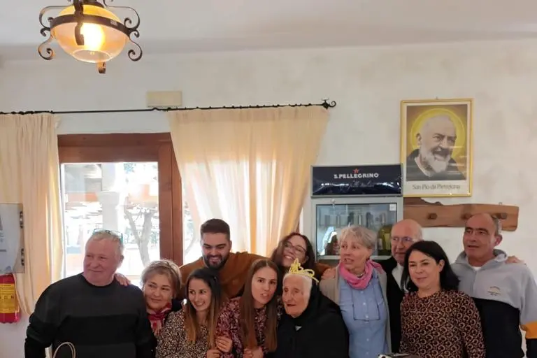 La festa per i 101 anni di Grazia Zucca (a. o.)